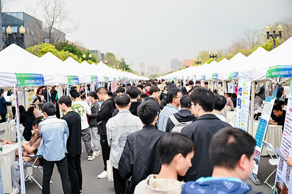 喜報！瑞方人力黨支部獲評“武侯區(qū)先進(jìn)基層黨組織”稱號 第6張